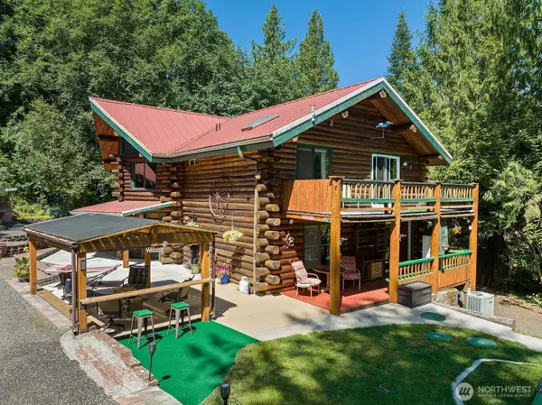 8643 Winslow DR SW, Olympia, WA 98512