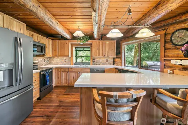 8643 Winslow DR SW, Olympia, WA 98512