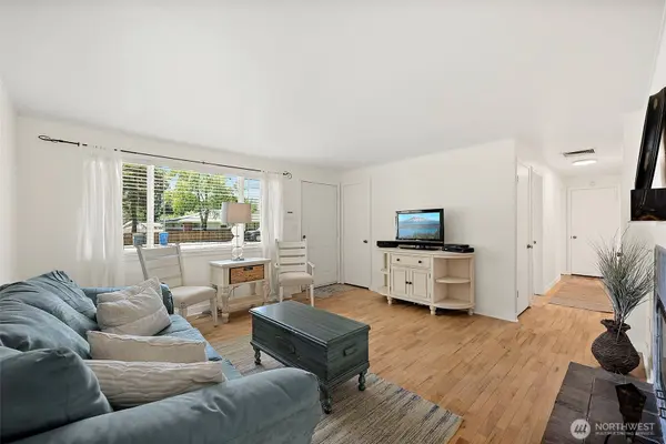 6401 Okanogan AVE SW, Lakewood, WA 98499