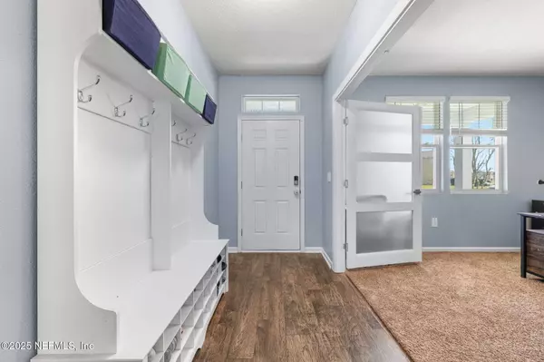 6980 SANDLE DR, Jacksonville, FL 32219