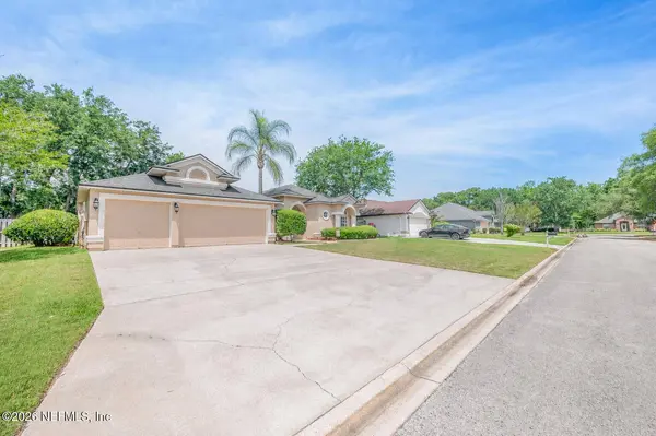 409 TWIN OAKS LN, Fruit Cove, FL 32259