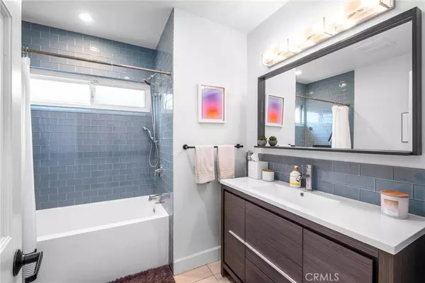 3440 Lemon AVE, Long Beach, CA 90807