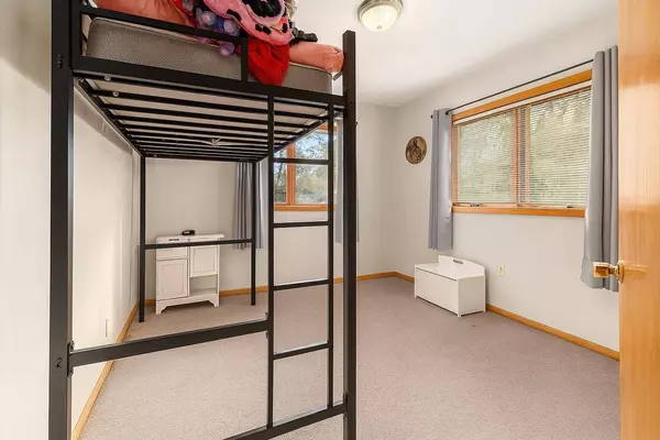 17764 Round Lake Road, Wellston, MI 49689