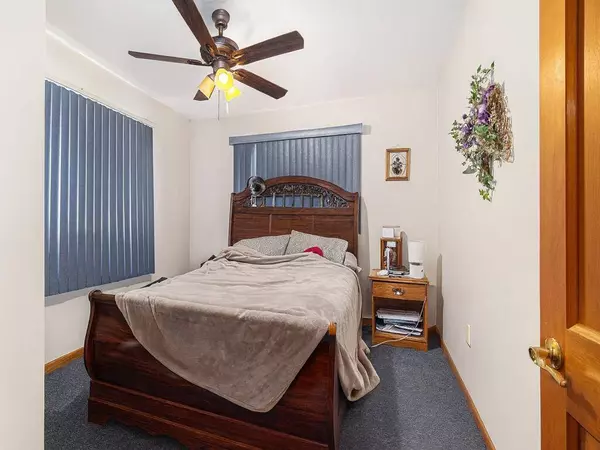 17764 Round Lake Road, Wellston, MI 49689