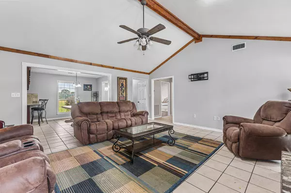 409 Coal Town Rd., Purvis, MS 39475