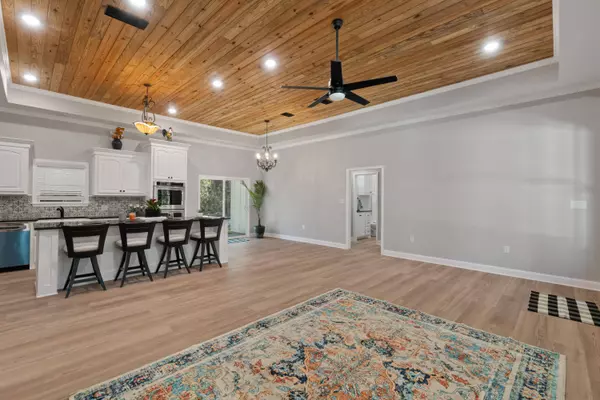 2448 US-11, Moselle, MS 39459