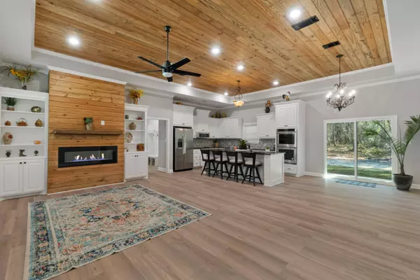 2448 US-11, Moselle, MS 39459