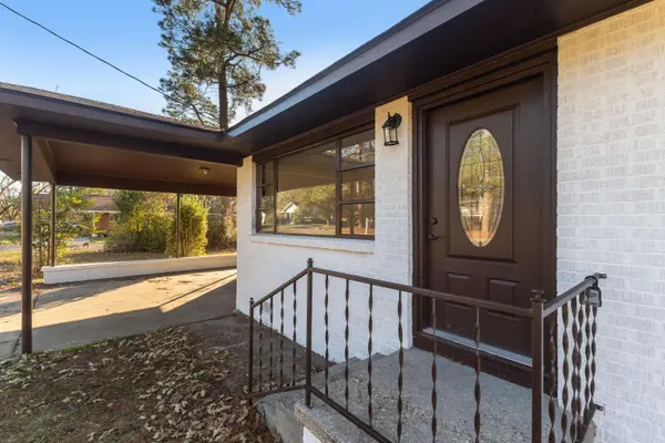 915 N Park Ave., Columbia, MS 39429