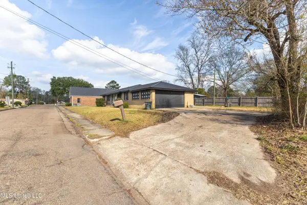 1116 West Avenue, Columbia, MS 39429