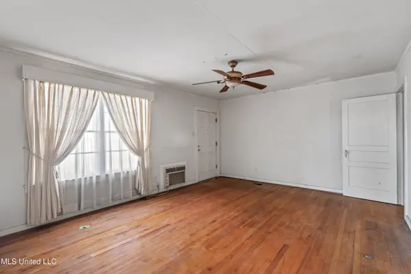 902 Court Street, Waynesboro, MS 39367