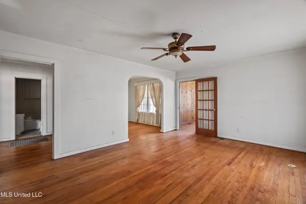 902 Court Street, Waynesboro, MS 39367