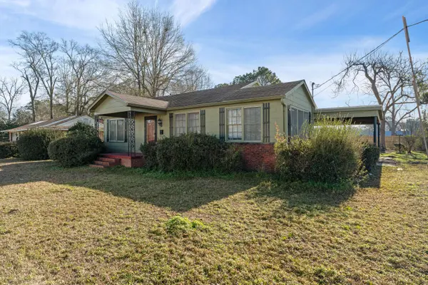 902 Court St., Waynesboro, MS 39367