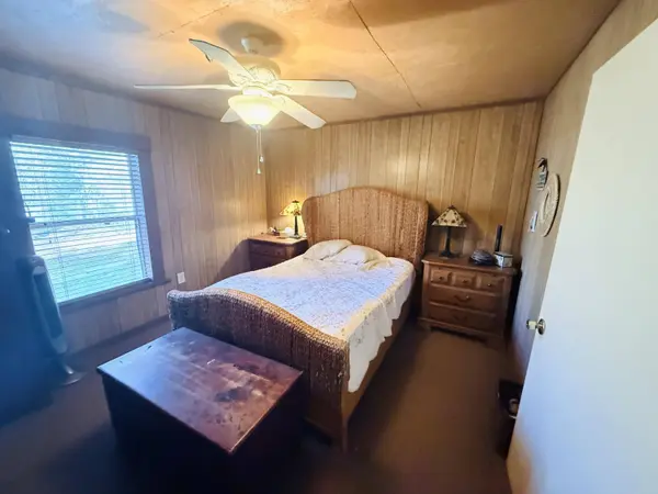 87 Russell Ln., Moselle, MS 39459