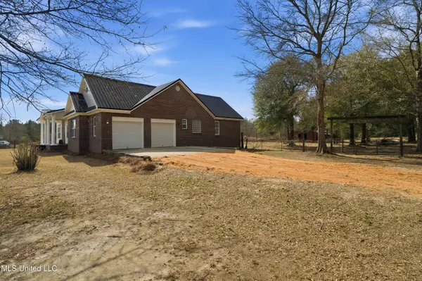 2133 Salem Campground Road, Lucedale, MS 39452