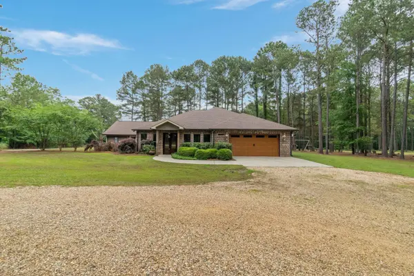 16 Victory Ranch Rd., Petal, MS 39465