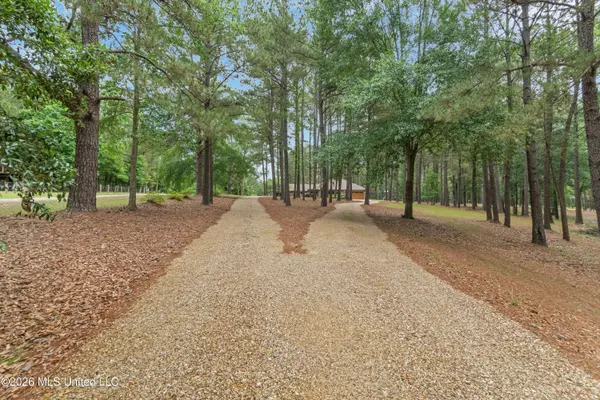 16 Victory Ranch, Petal, MS 39465