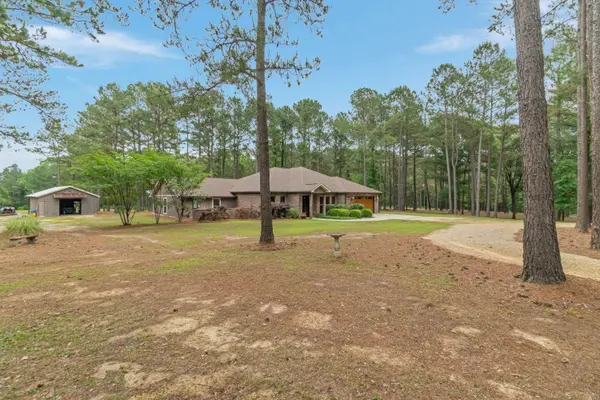 16 Victory Ranch Rd., Petal, MS 39465
