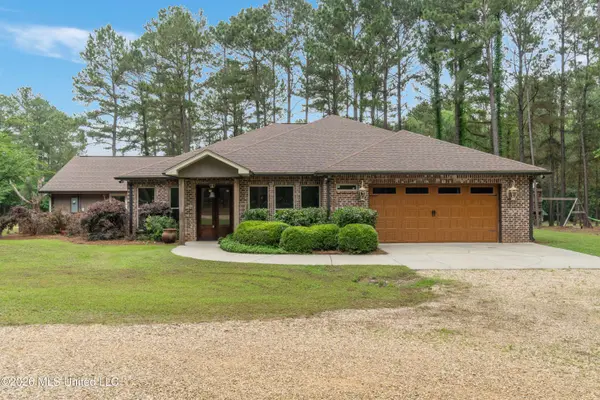 16 Victory Ranch, Petal, MS 39465