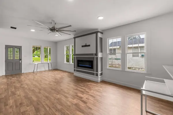 429 Mary St., Columbia, MS 39429
