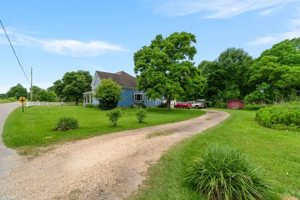 21 Moselle Oak Grove Rd., Moselle, MS 39459