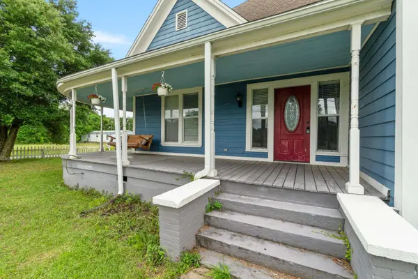 21 Moselle Oak Grove Rd., Moselle, MS 39459