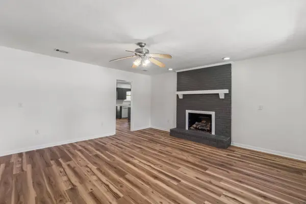 205 Sunset Dr., Petal, MS 39465