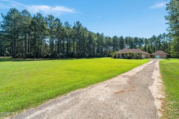 11 Maple Drive, Ellisville, MS 39437