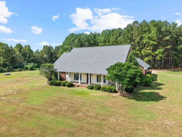 12027 County Road 280, Vossburg, MS 39366