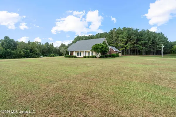 12027 County Road 280, Vossburg, MS 39366