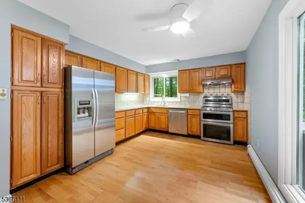 1 Lee Hill Rd, Byram Twp., NJ 07821