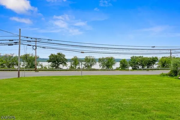 1 Timberline Rd, Mount Olive Twp., NJ 07828