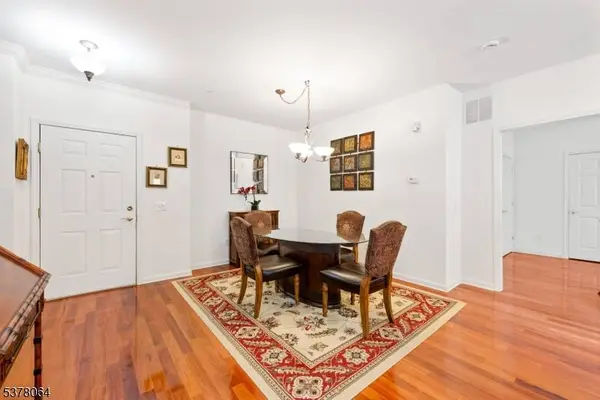 39 Zachary Way, Mount Arlington Boro, NJ 07856