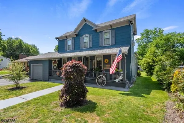 11 New St, Stanhope Boro, NJ 07874