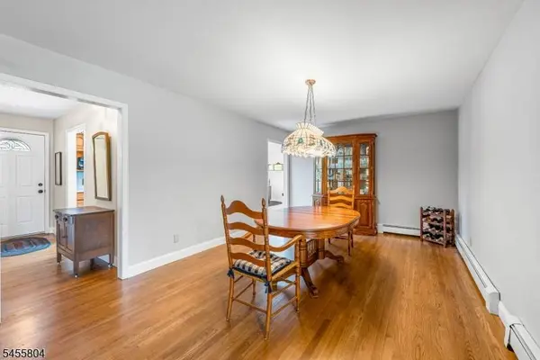 39 Cornhollow Rd, Roxbury Twp., NJ 07876