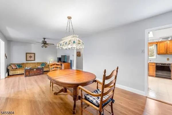39 Cornhollow Rd, Roxbury Twp., NJ 07876