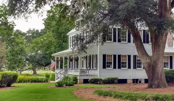 The Ultimate Guide to The Ponds in Summerville, SC: History, Homes, and Amenities