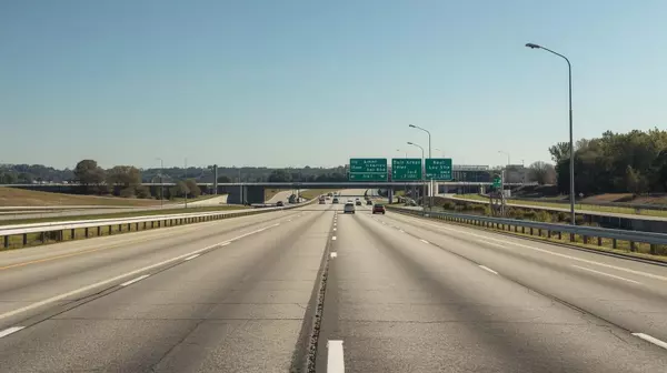 Commuter's Dream: The Best Summerville, SC Neighborhoods for Quick I-26 Access and Easy Charleston Commutes