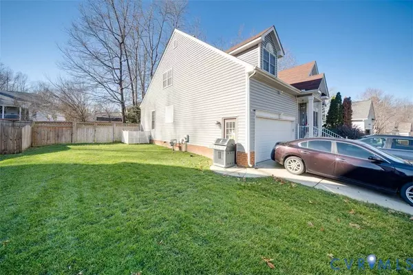 4506 Cara Hill LN, Chester, VA 23831