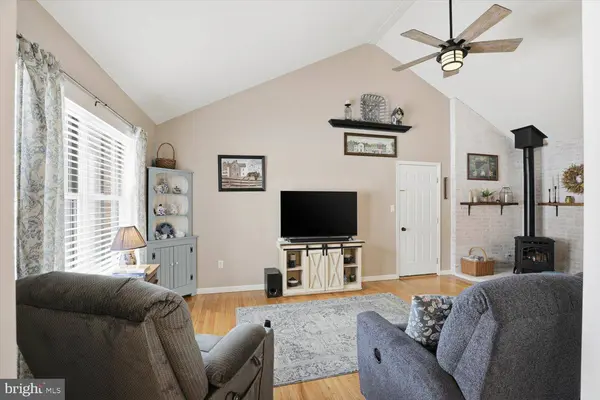 1710 CROSSFIELD DR, Lancaster, PA 17603