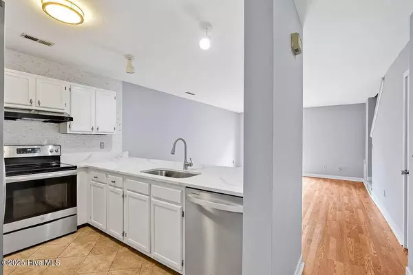 1707 41st ST #Apt E, Wilmington, NC 28403