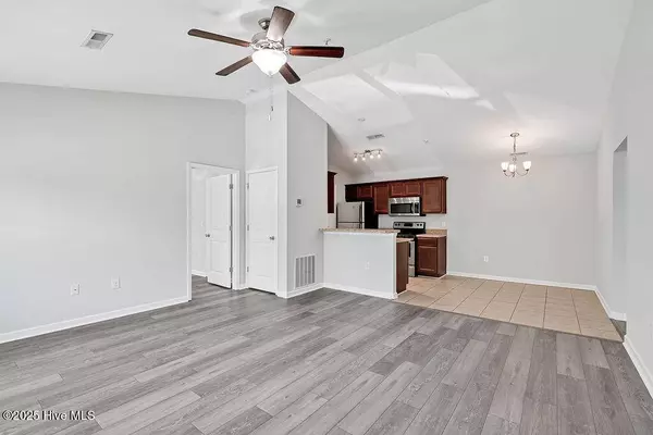 4429 Jay Bird CIR #Unit 201, Wilmington, NC 28412