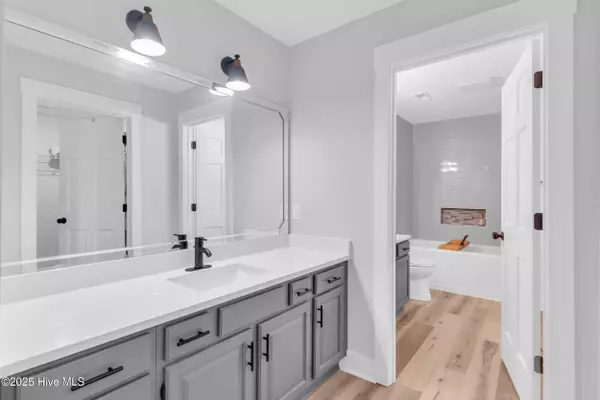 21 Carolina Shores Pkwy, Calabash, NC 28467