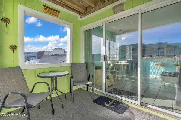 1618 Canal DR #Apt C44, Carolina Beach, NC 28428