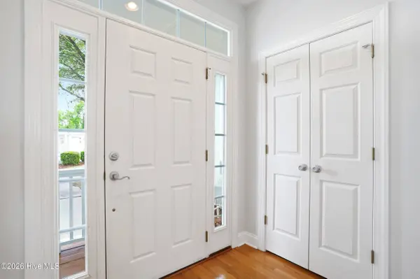 233 River Gate LN, Wilmington, NC 28412