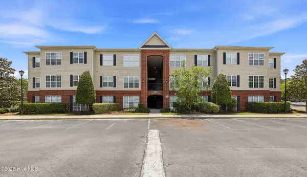 2820 Bloomfield LN #Unit 105, Wilmington, NC 28412