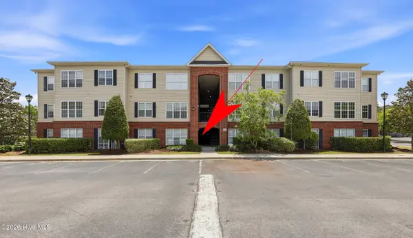 2820 Bloomfield LN #Unit 105, Wilmington, NC 28412