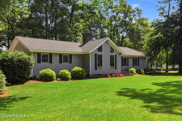 204 Eastwood DR, Wallace, NC 28466