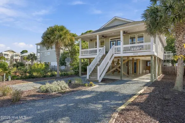 1223 Pinfish LN, Carolina Beach, NC 28428