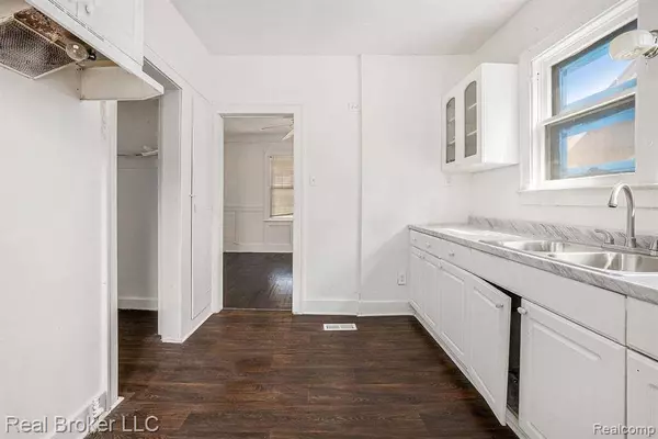 12629 WASHBURN Street, Detroit, MI 48238