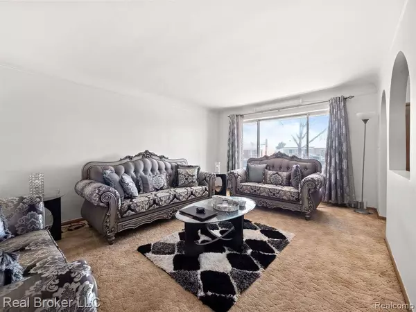 29329 BONNIE Drive, Warren, MI 48093